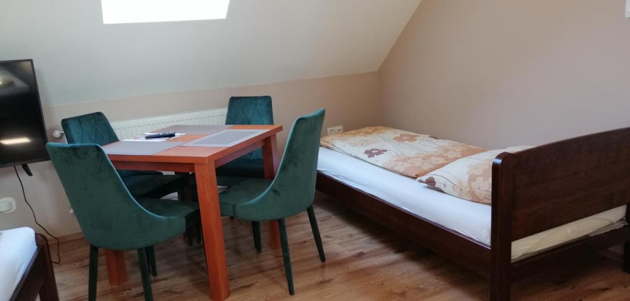 Ferienwohnung Apollo Vendeghaz Edelény Exterior foto