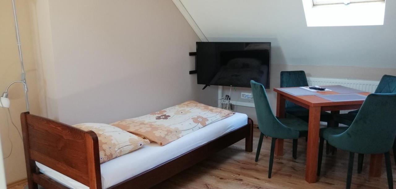 Ferienwohnung Apollo Vendeghaz Edelény Exterior foto