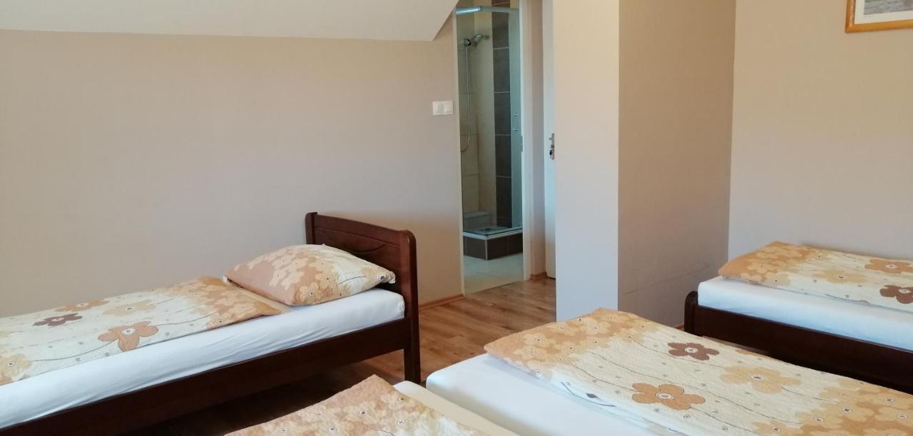 Ferienwohnung Apollo Vendeghaz Edelény Exterior foto
